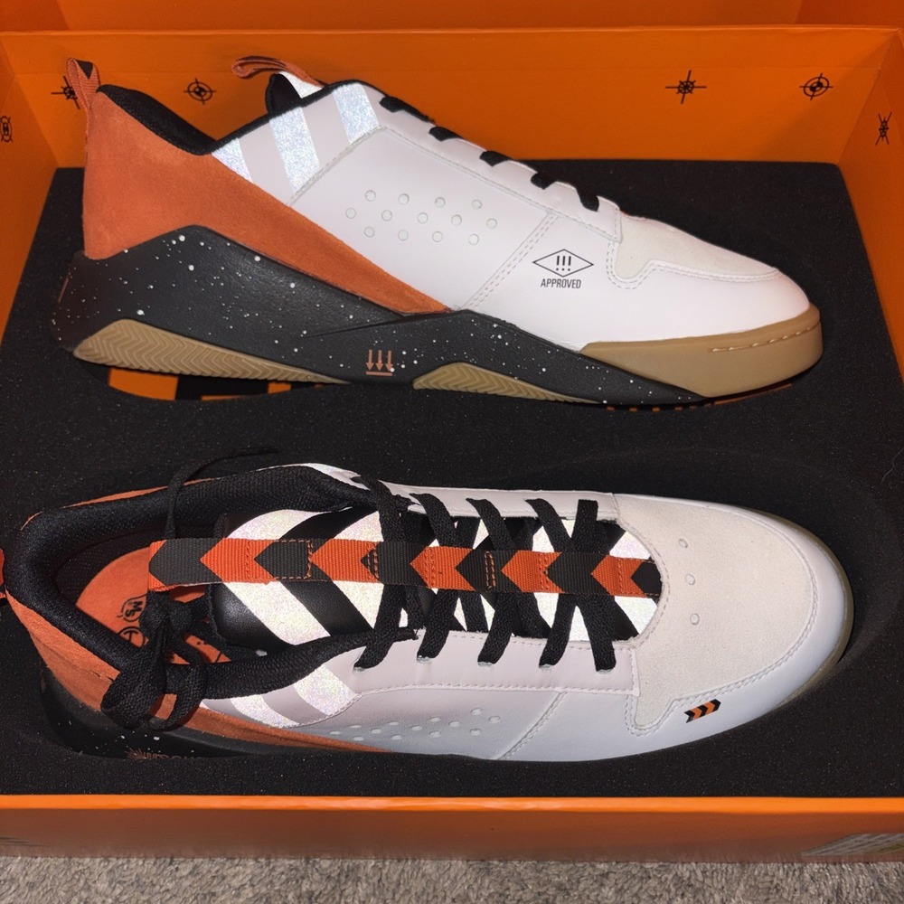 MSCHF 003 FORWARD Men’s 12 White/Black/Orange Low Top Lace Up Leather Sneakers